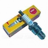 Свеча зажигания NGK BPR6ES для двигателей Honda CG135, CG160, GX160 7282 в Санкт-Петербурге