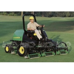 Бензиновая газонокосилка для фейрвея  Jonh Deere - 3235 С  в Санкт-Петербурге