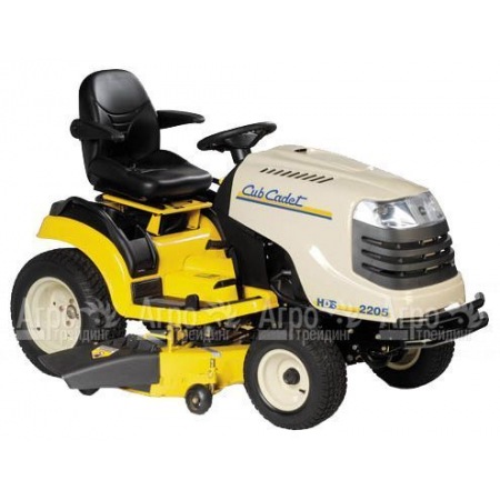 Садовый минитрактор Cub Cadet HDS 2205  в Санкт-Петербурге